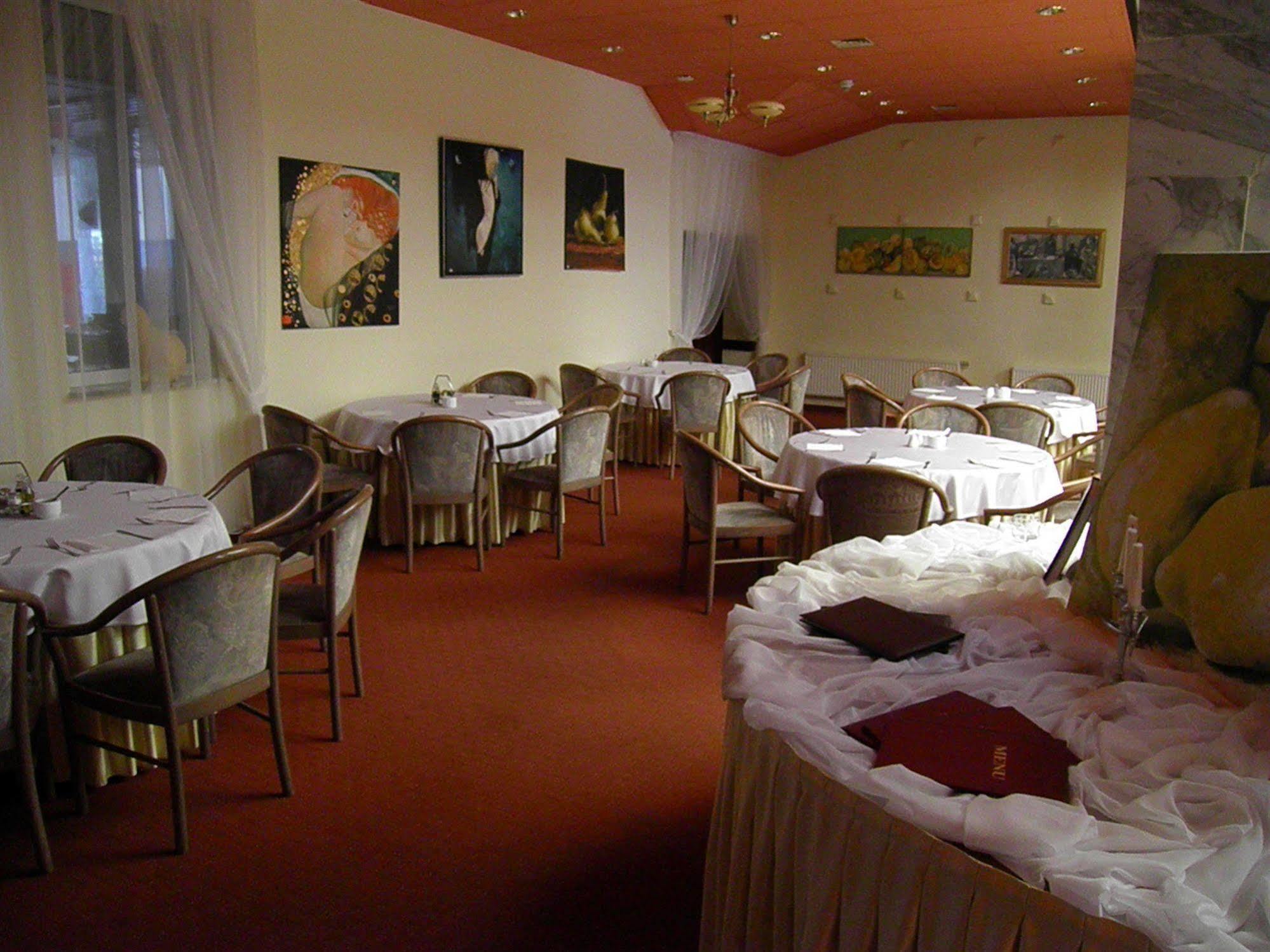 Hotel Gromada Koszalin Exterior photo